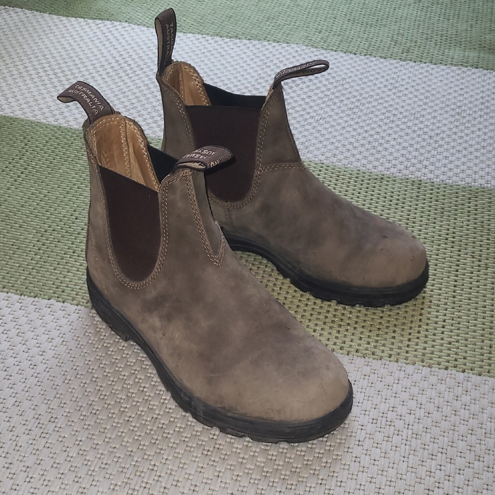Blundstone Rustic Brown Leather Chelsea Boots